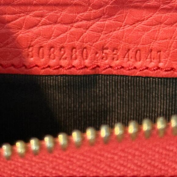 Gucci Pebbled Calfskin Soho Zip Around Wallet - Picture 7 of 9
